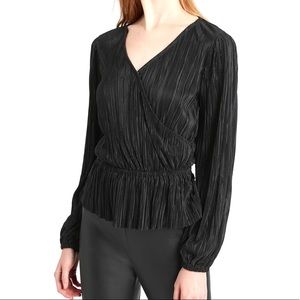 Banana Republic Plisse Wrap Effect Top | Black | M